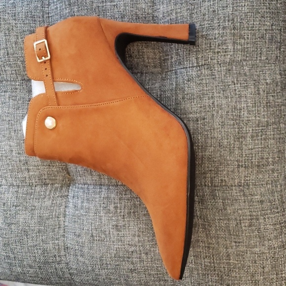 Coutgo Pointed Toe Pearl  Buckle Stiletto Faux Suede Booties Rust Tan Size 8.5 - Picture 6 of 11